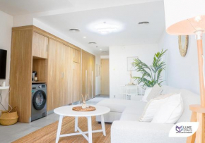 Lovely 1 Bed Apt -WiFi -Parking -Balcony -Pool